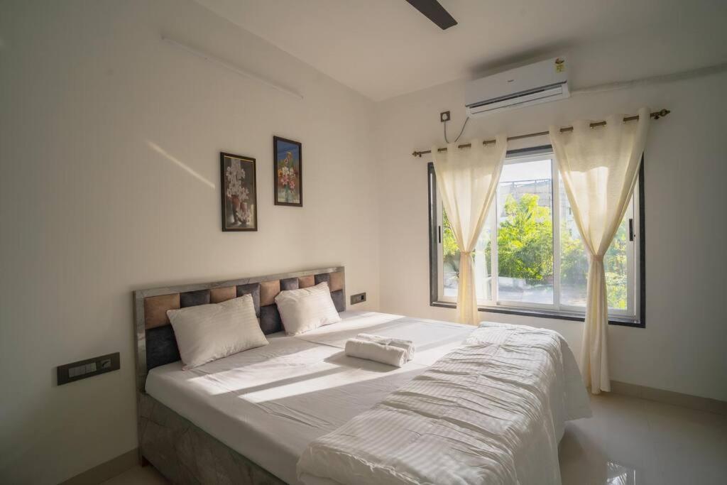Almond Villa Find Your Paradise Alībāg Exterior foto